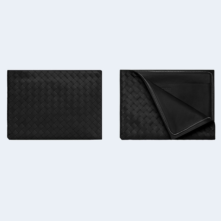 보테가 베네타 인트레치아토 투톤 하프 지퍼 파우치